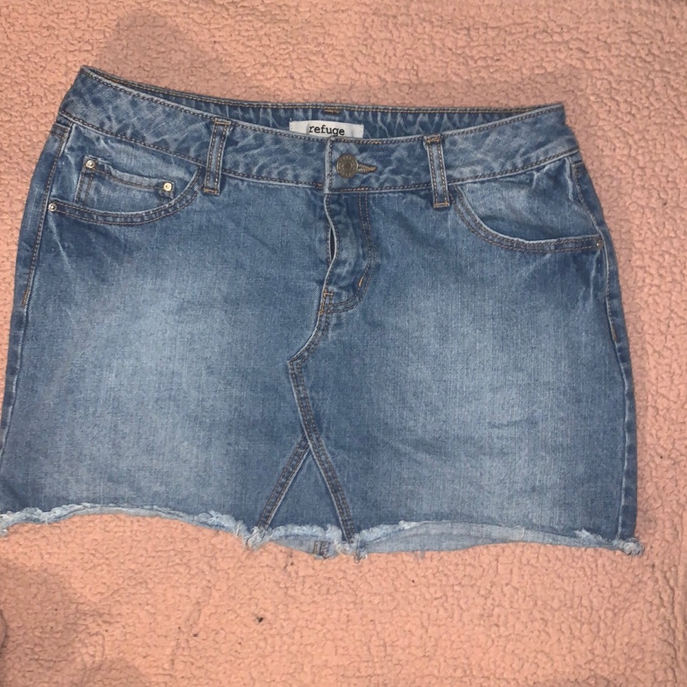 Jean skirt. Barely worn